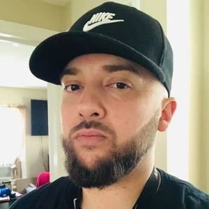 Meet your Posher, Corey